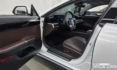 Hyundai Grandeur 2023 2.5 Автомат в Москве № 50152, миниатюра 5