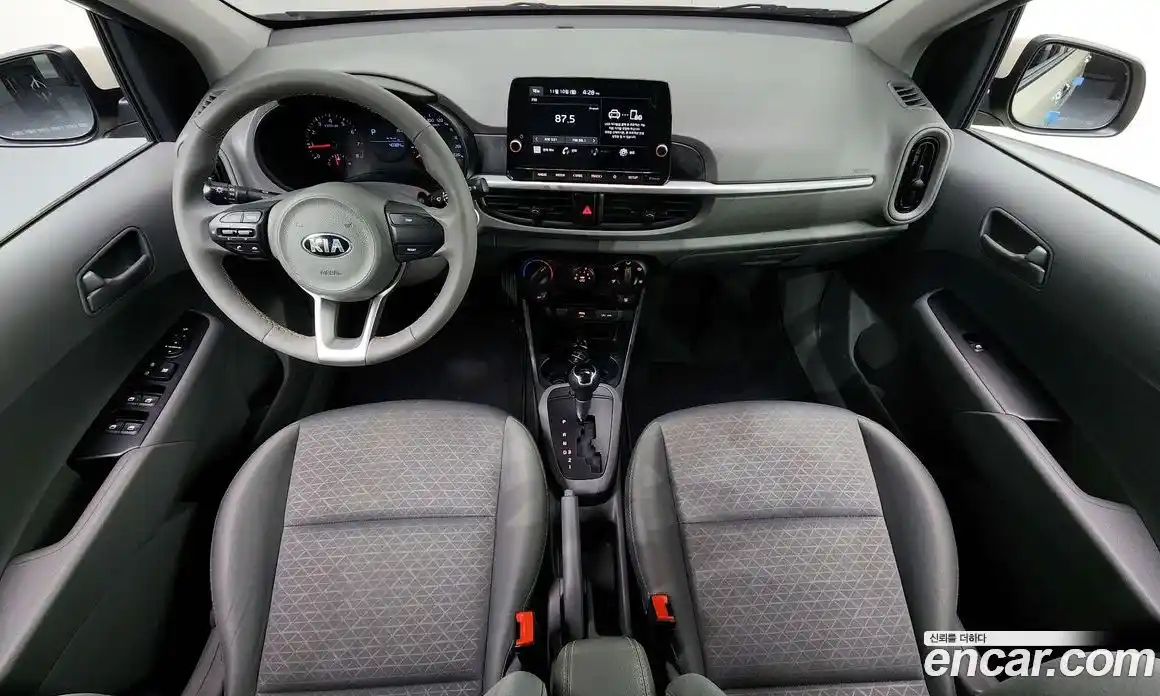 Kia Morning 2021 1.0 Автомат в Москве № 504, фото 3