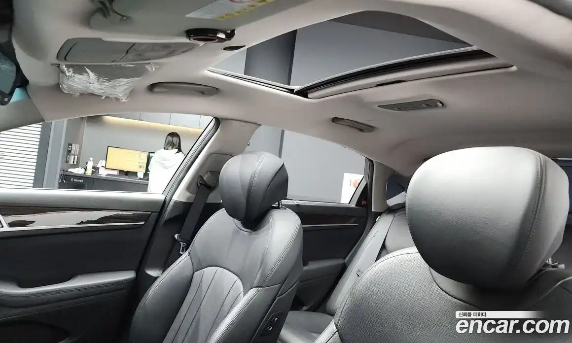 Genesis G80 2018 3.3 Автомат в Москве № 57103, фото 13