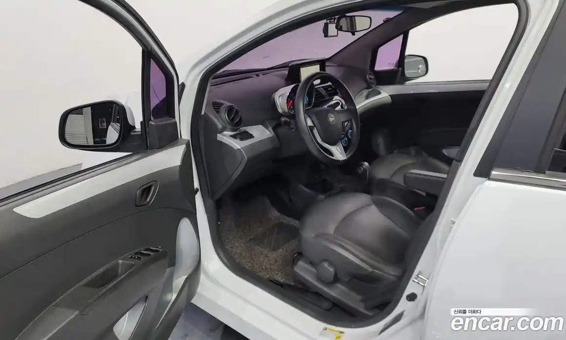 Chevrolet Spark 2015 1.0 Автомат в Москве № 84848, фото 20