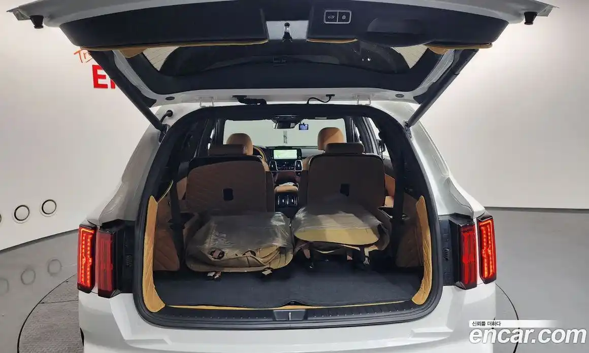 Kia Sorento 2023 2.2 Автомат в Москве № 102879, фото 14