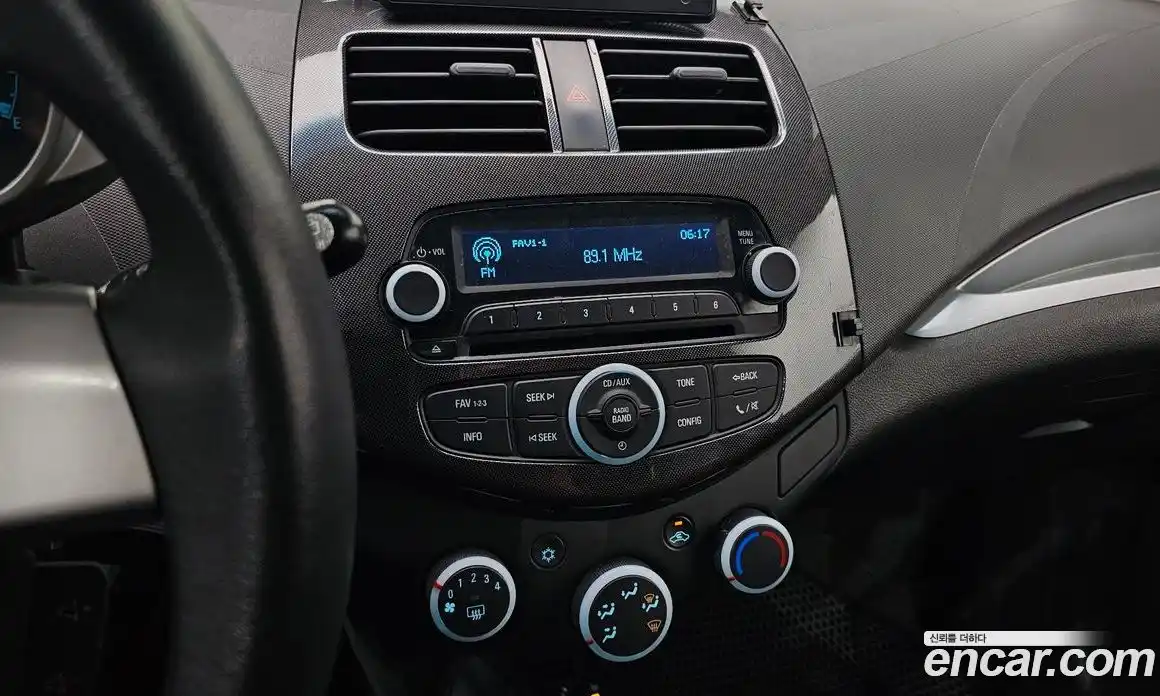 Chevrolet Spark 2014 1.0 Механическая в Москве № 103712, фото 13