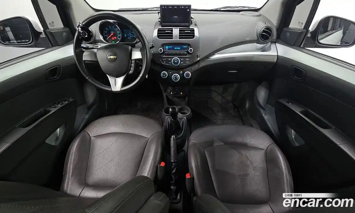 Chevrolet Spark 2014 1.0 Механическая в Москве № 103712, фото 9
