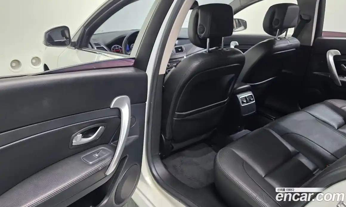 Renault SM5 2016 1.5 Автомат в Москве № 105979, фото 12