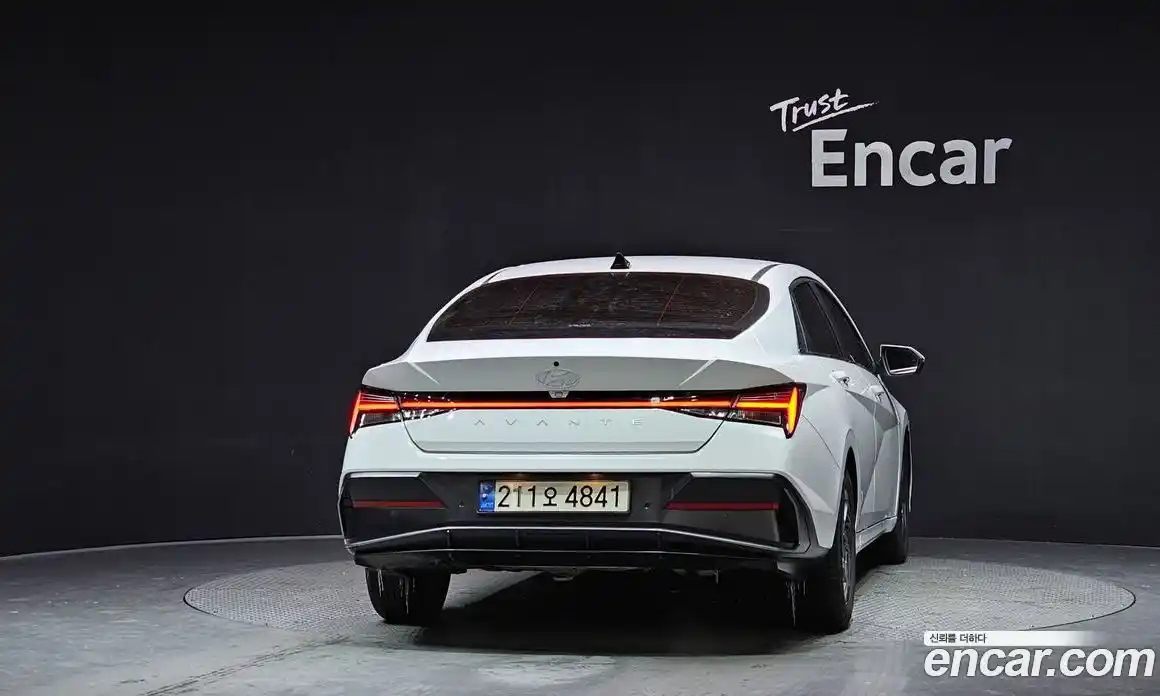 Hyundai Avante 2024 1.6 Автомат в Москве № 112724, фото 13