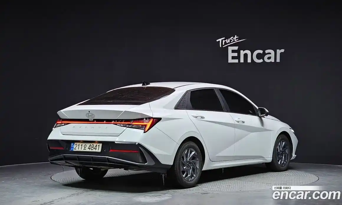 Hyundai Avante 2024 1.6 Автомат в Москве № 112724, фото 17