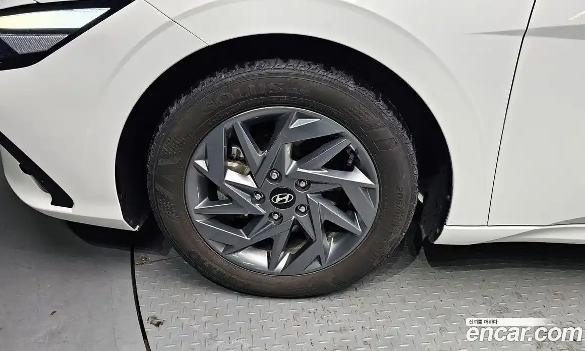 Hyundai Avante 2024 1.6 Автомат в Москве № 112724, фото 20