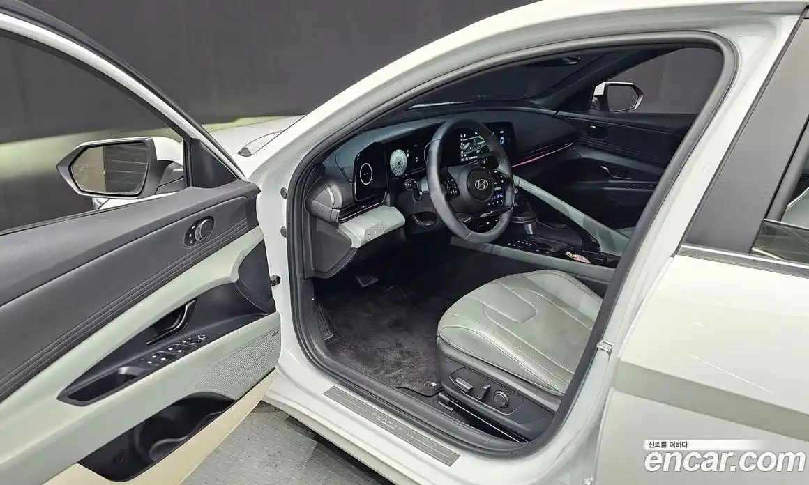 Hyundai Avante 2024 1.6 Автомат в Москве № 112724, фото 7