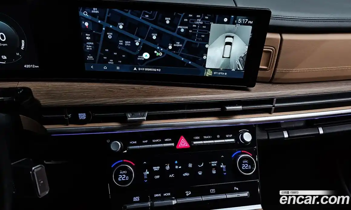 Hyundai Santa Fe 2024 1.6 Автомат в Москве № 112892, фото 4