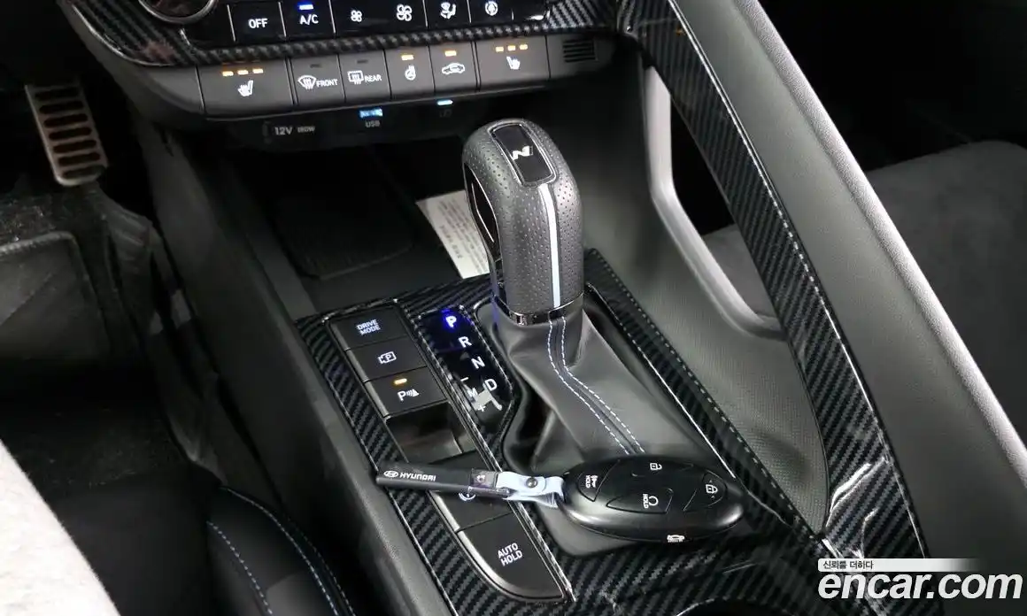 Hyundai Avante 2024 2.0 Автомат в Москве № 114205, фото 2