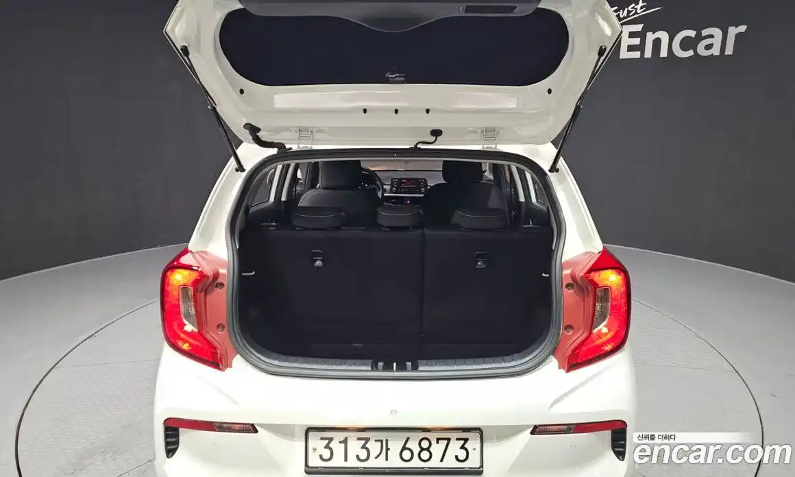 Kia Morning 2022 1.0 Автомат в Москве № 114531, фото 14