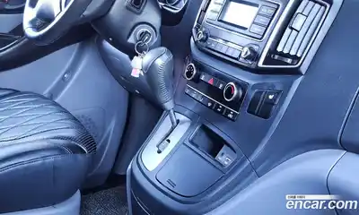 Hyundai Starex 2019 2.5 Автомат в Москве № 117037, миниатюра 11