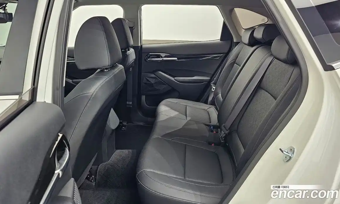 Kia Seltos 2023 1.6 Автомат в Москве № 120577, фото 15