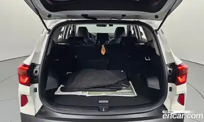 Kia Seltos 2023 1.6 Автомат в Москве № 120577, миниатюра 6