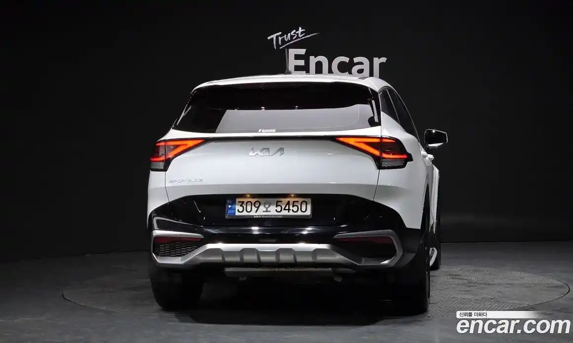 Kia Sportage 2023 1.6 Автомат в Москве № 121642, фото 4