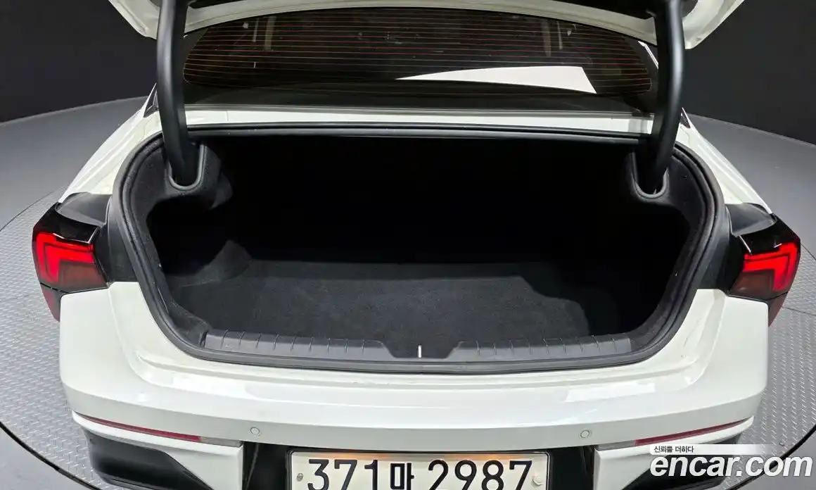 Kia K5 2024 2.0 Автомат в Москве № 122256, фото 14