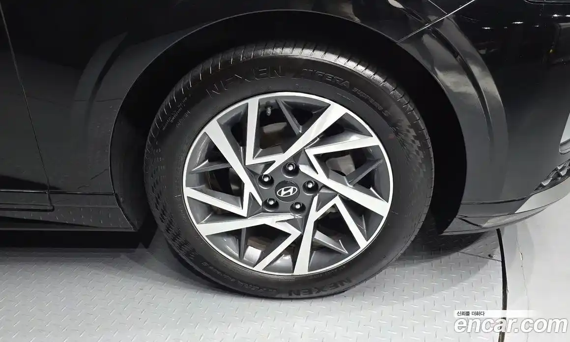 Hyundai Grandeur 2023 1.6 Автомат в Москве № 126696, фото 1