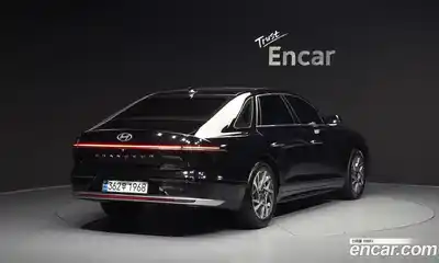 Hyundai Grandeur 2023 1.6 Автомат в Москве № 126696, миниатюра 11