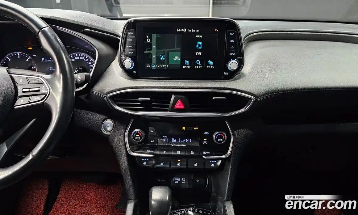 Hyundai Santa Fe 2019 2.2 Автомат в Москве № 126831, фото 14