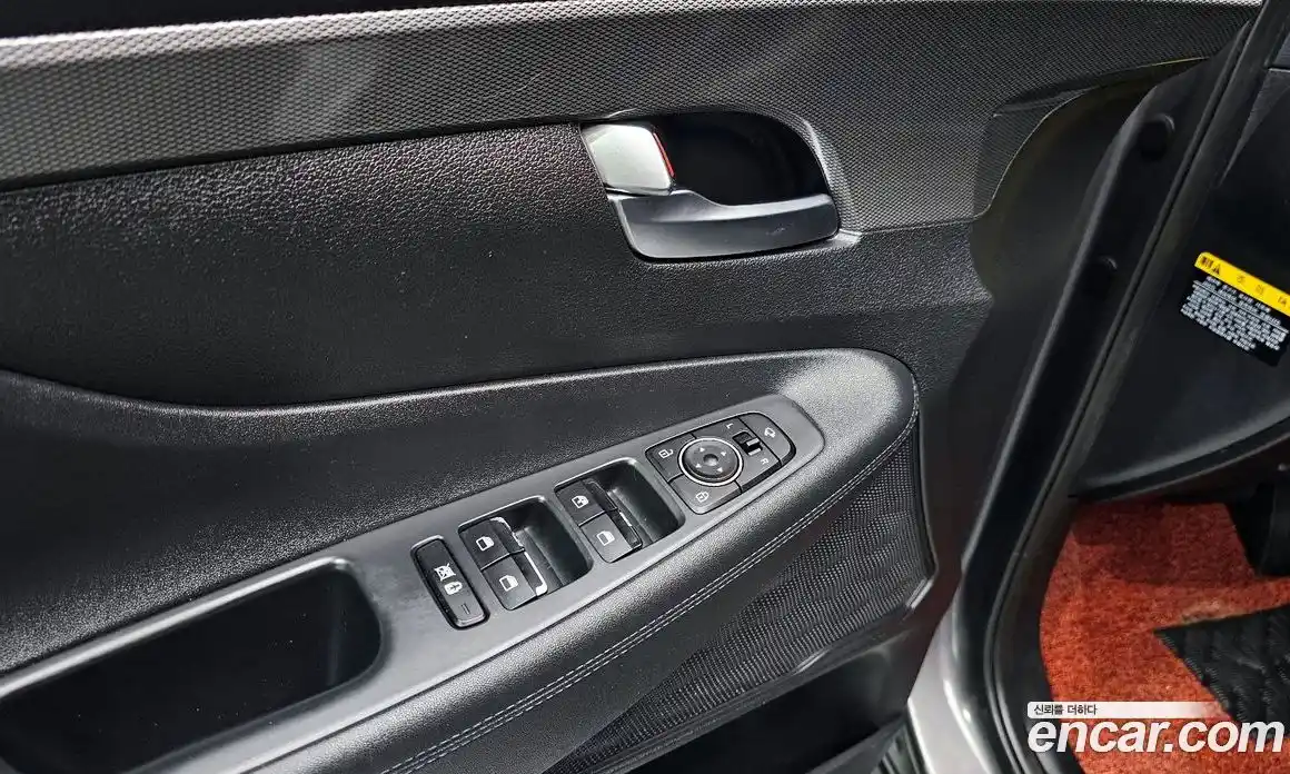 Hyundai Santa Fe 2019 2.2 Автомат в Москве № 126831, фото 10