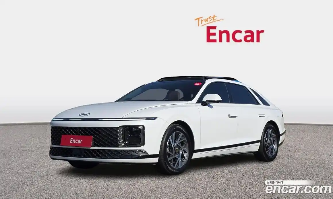 Hyundai Grandeur 2023 2.5 Автомат в Москве № 126844, фото 1