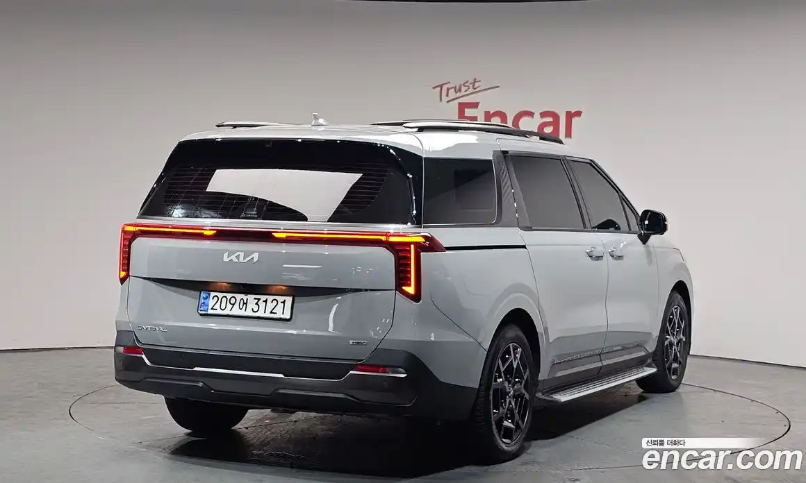 Kia Canival 2024 1.6 Автомат в Москве № 128479, фото 9