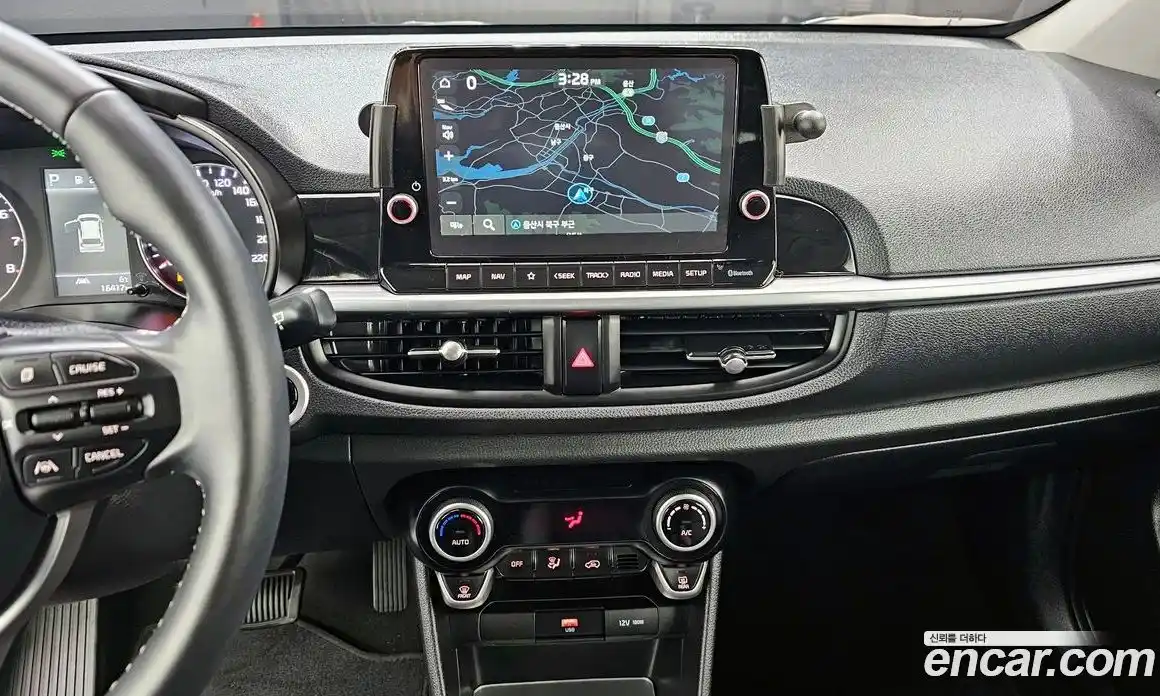 Kia Morning 2023 1.0 Автомат в Москве № 128800, фото 13