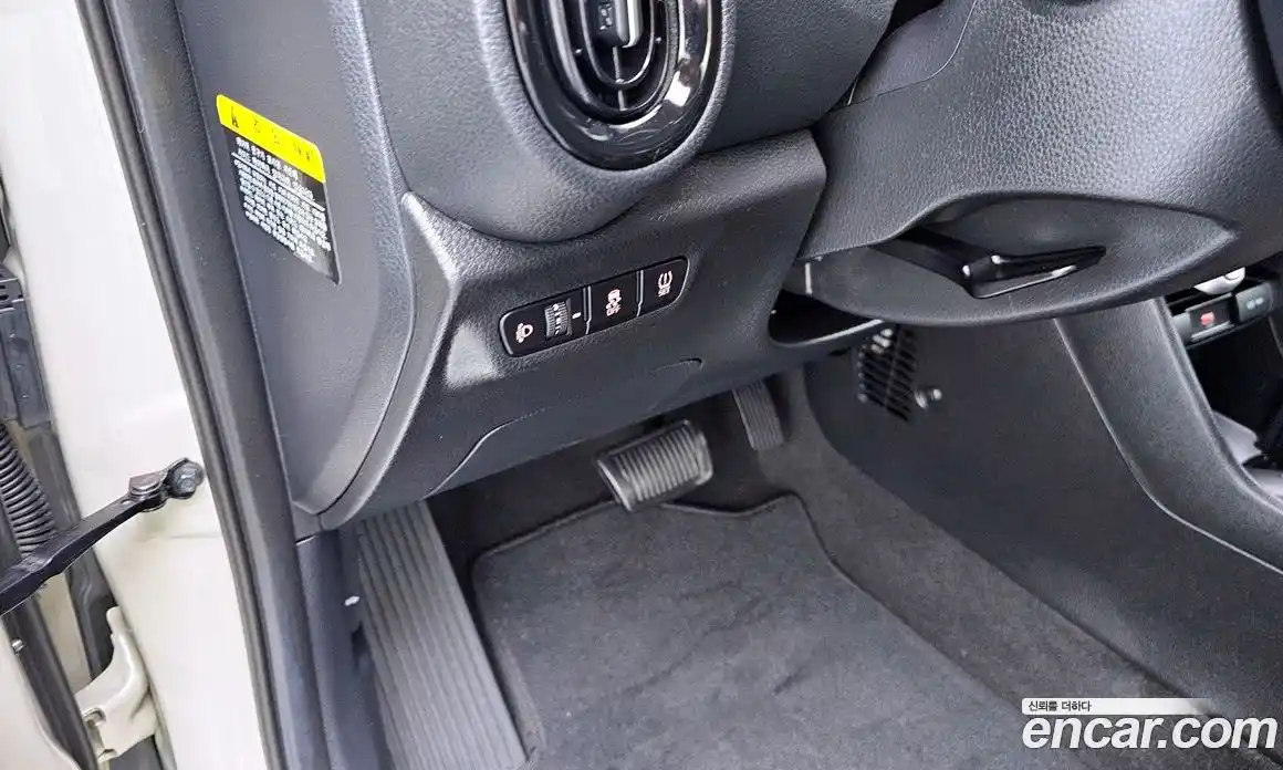 Kia Morning 2023 1.0 Автомат в Москве № 128800, фото 16