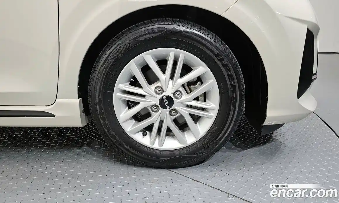 Kia Morning 2023 1.0 Автомат в Москве № 128800, фото 7