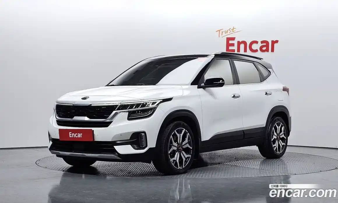 Kia Seltos 2022 1.6 Автомат в Москве № 131949, фото 1