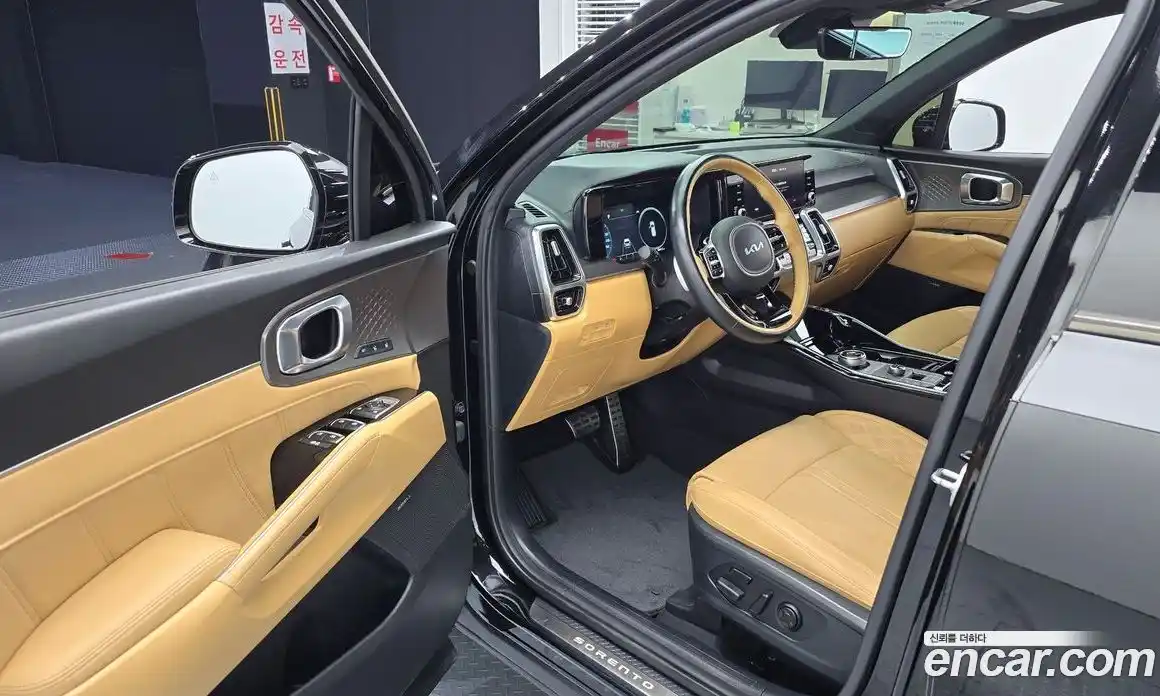 Kia Sorento 2023 1.6 Автомат в Москве № 133699, фото 8