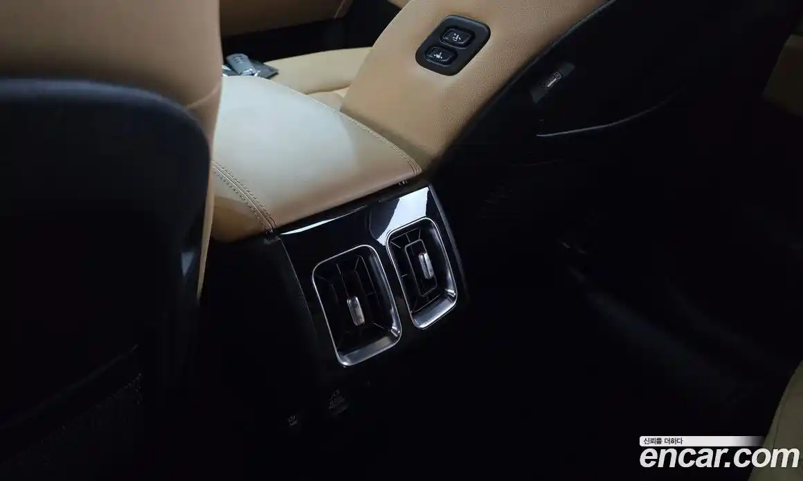 Kia Sorento 2023 1.6 Автомат в Москве № 133699, фото 9