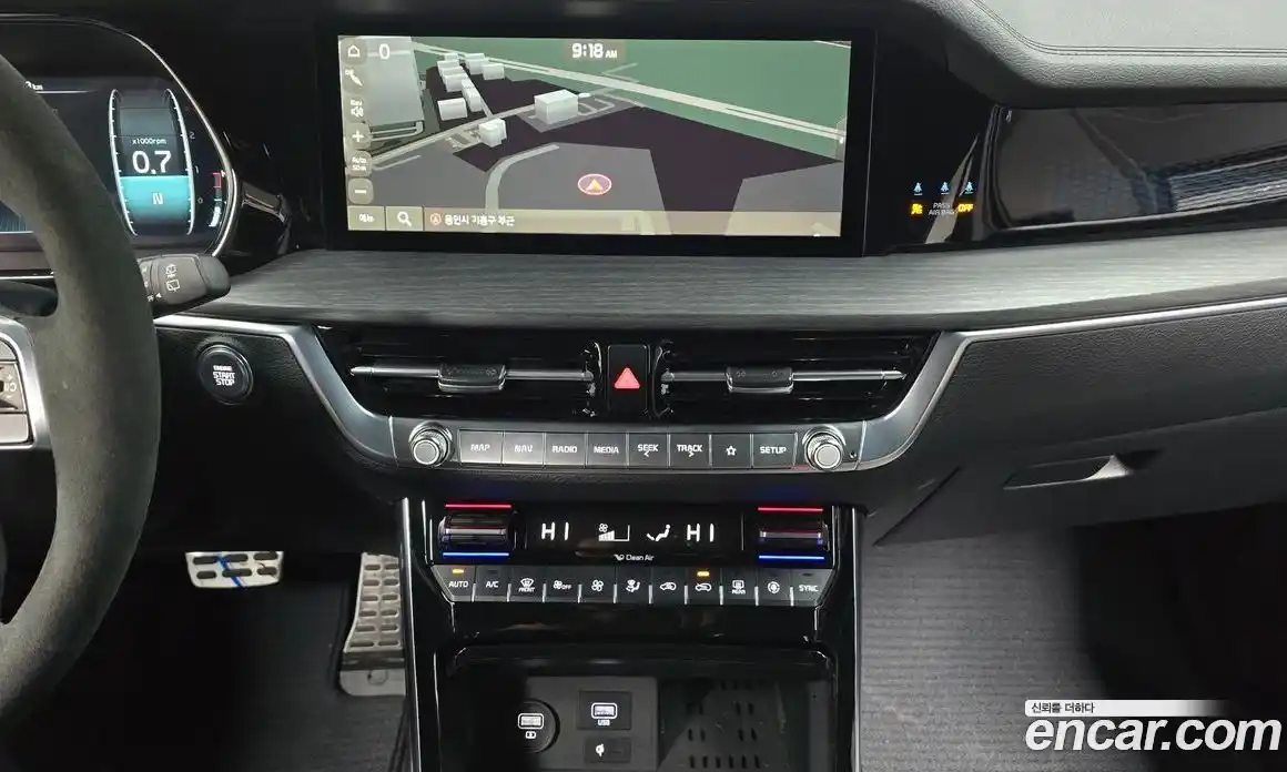 Kia Mohave 2024 3.0 Автомат в Москве № 133904, фото 17