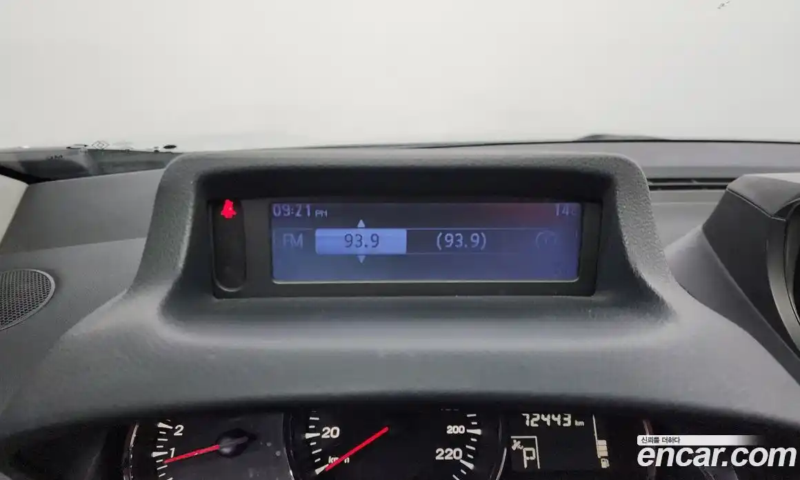 Renault SM3 2010 1.6 Автомат в Москве № 139494, фото 18