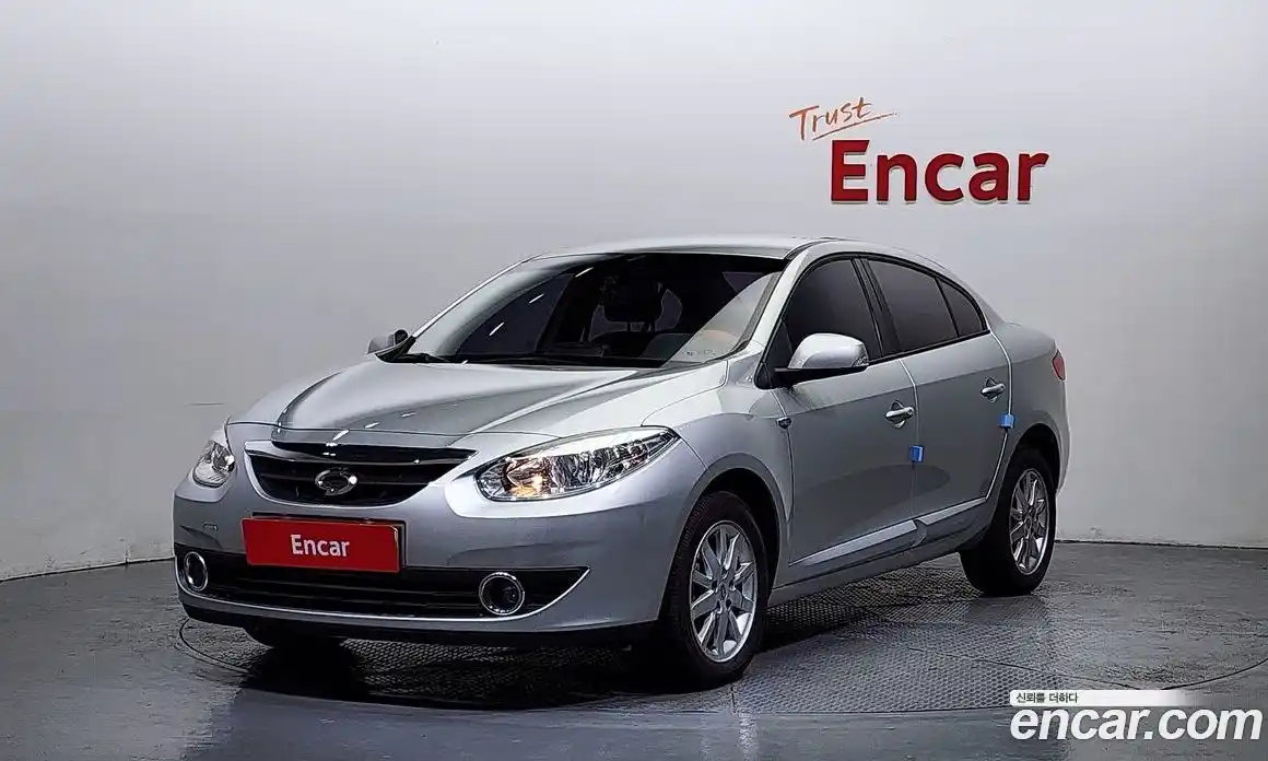 Renault SM3 2010 1.6 Автомат в Москве № 139494, фото 10