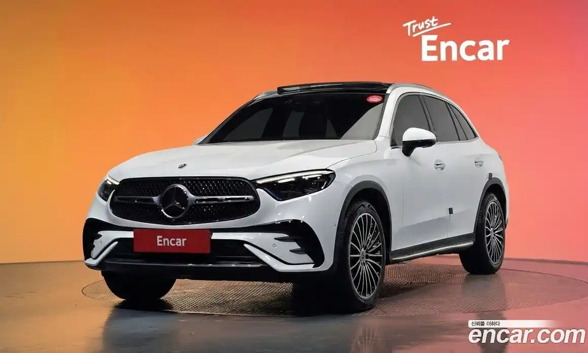 Mercedes-Benz GLC-Class 2023 2.0 Автомат в Москве № 141324, фото 1