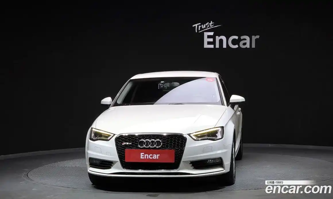 Audi A3 2015 1.6 Автомат в Москве № 142214, фото 1