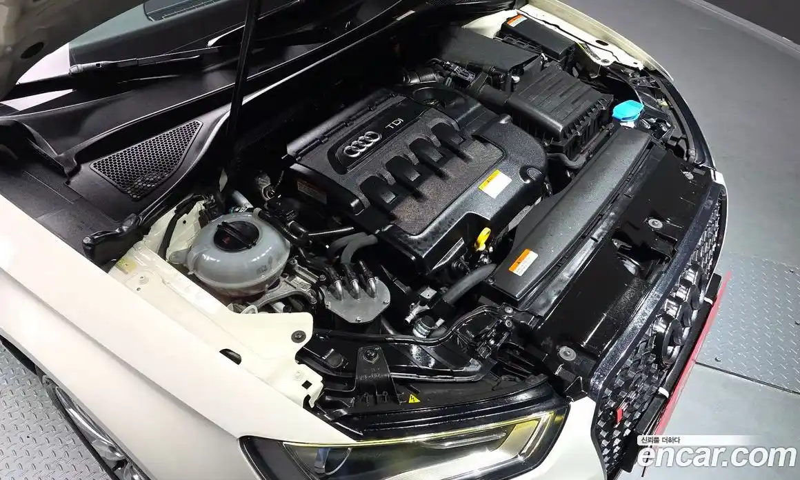 Audi A3 2015 1.6 Автомат в Москве № 142214, фото 18