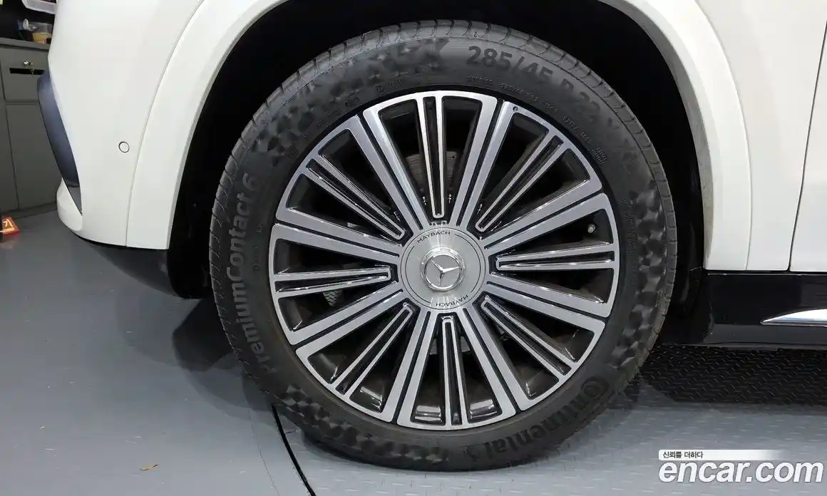 Mercedes-Benz GLS-Class 2023 4.0 Автомат в Москве № 142449, фото 1