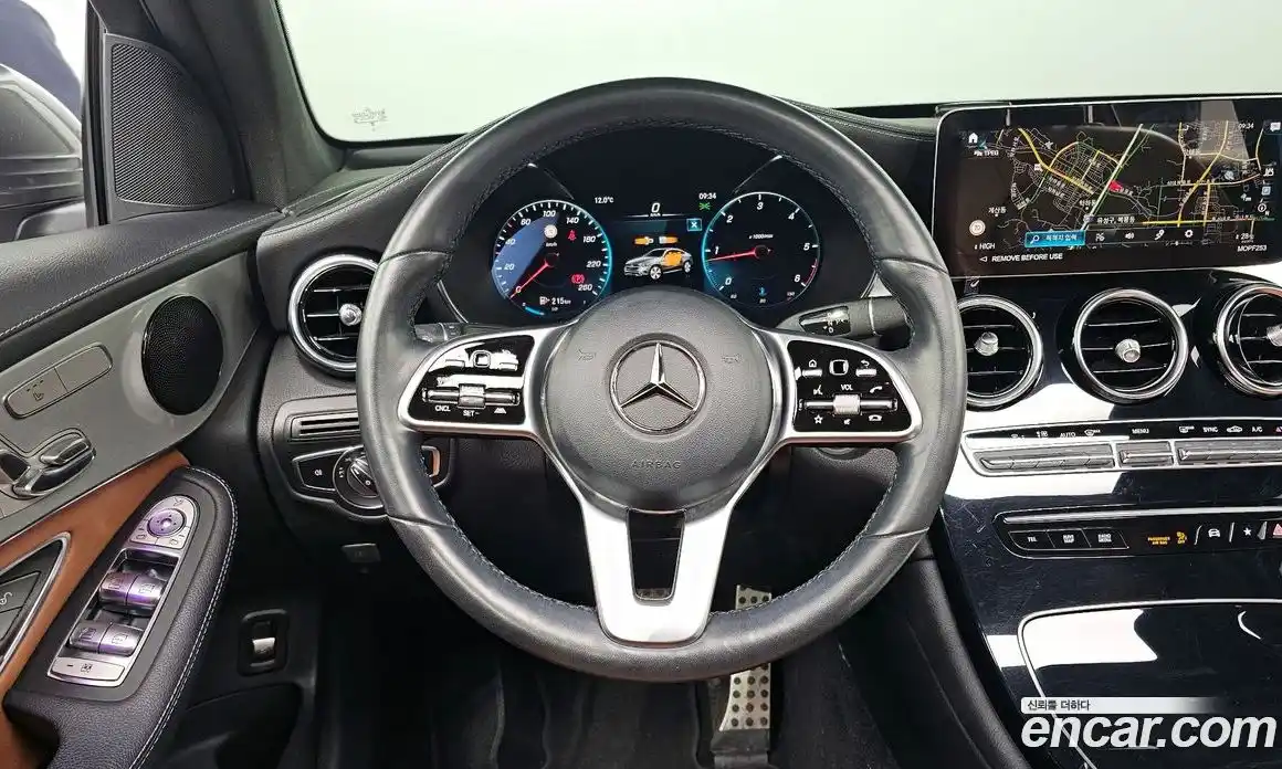 Mercedes-Benz GLC-Class 2022 1.9 Автомат в Москве № 147775, фото 17