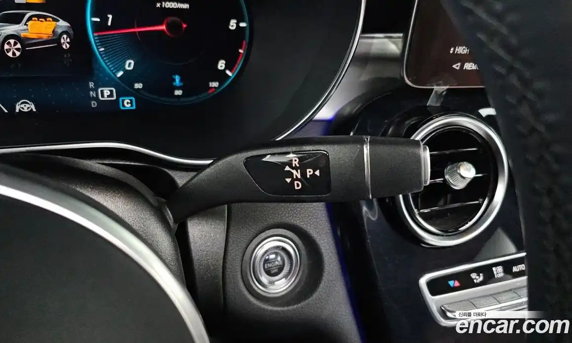 Mercedes-Benz GLC-Class 2022 1.9 Автомат в Москве № 147775, фото 19