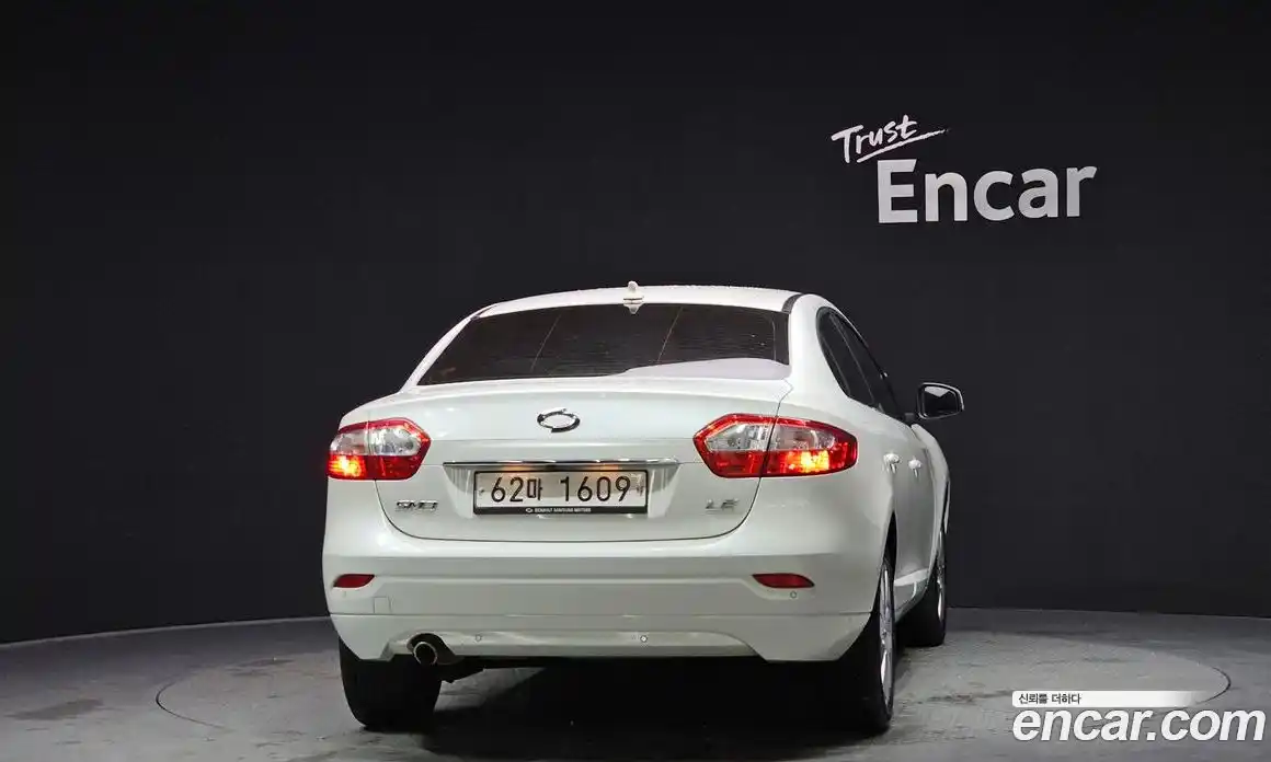 Renault SM3 2014 1.6 Автомат в Москве № 148361, фото 15