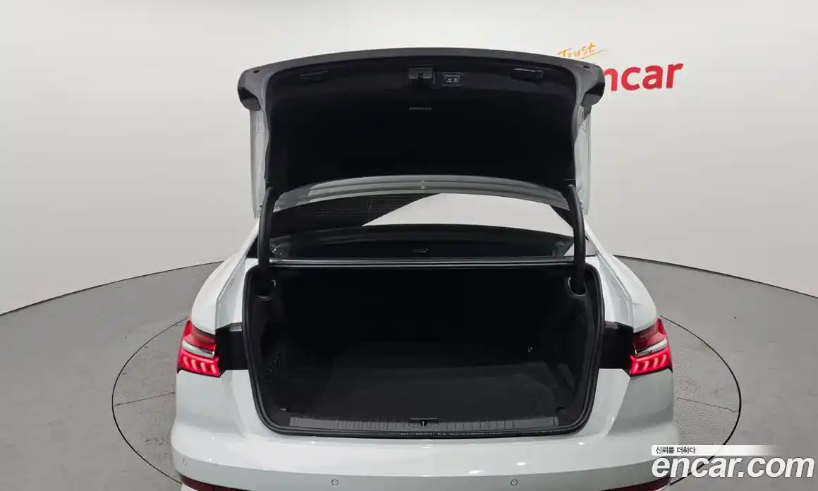 Audi A6 2022 2.0 Автомат в Москве № 154361, фото 4