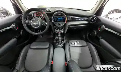 Mini Cooper 2018 1.5 Автомат в Москве № 156858, миниатюра 8