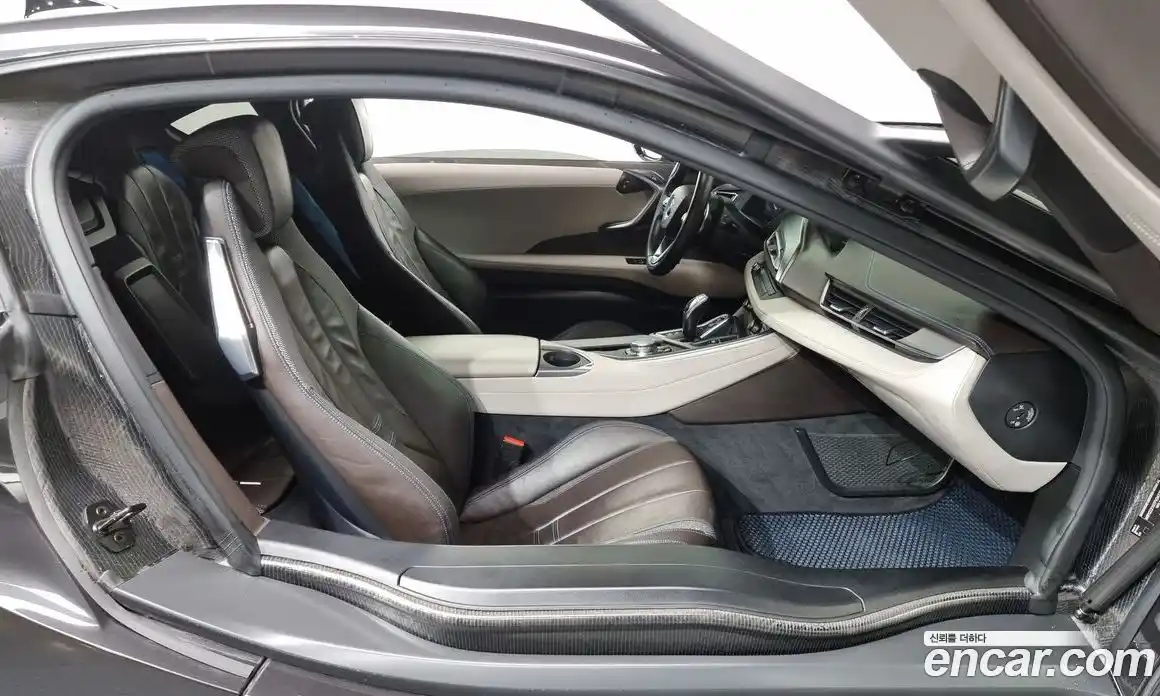 BMW i8 2015 1.5 Автомат в Москве № 157942, фото 19