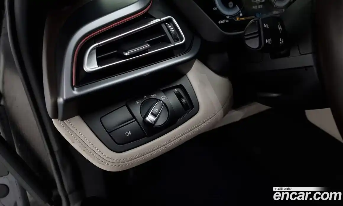 BMW i8 2015 1.5 Автомат в Москве № 157942, фото 3