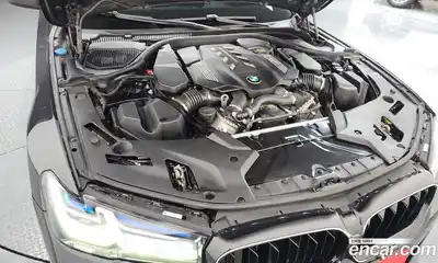 BMW 5-Series 2021 4.4 Автомат в Москве № 159608, миниатюра 2