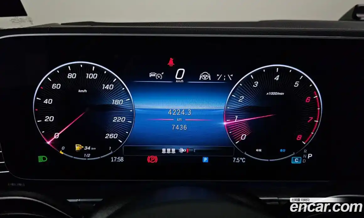 Mercedes-Benz GLE-Class 2025 3.0 Автомат в Москве № 160237, фото 16