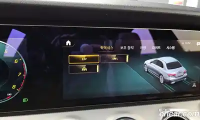 Mercedes-Benz E-Class 2021 2.0 Автомат в Москве № 161046, миниатюра 11