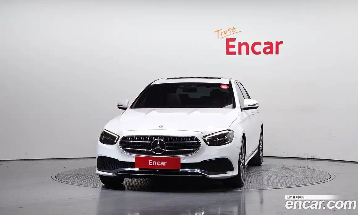 Mercedes-Benz E-Class 2021 2.0 Автомат в Москве № 161046, фото 14